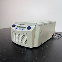 Eppendorf 5415 R Refrigerated Centrifuge image 1